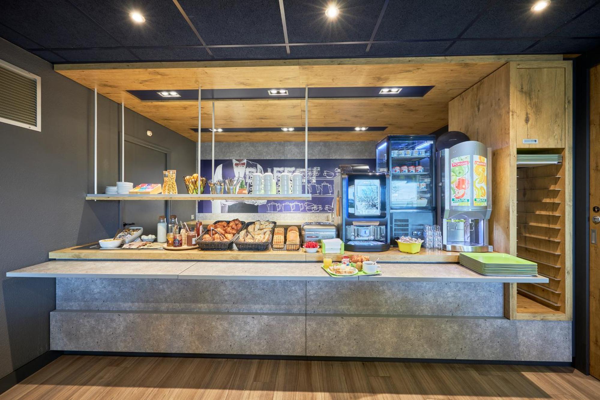 Ibis Budget Lisieux Exterior foto