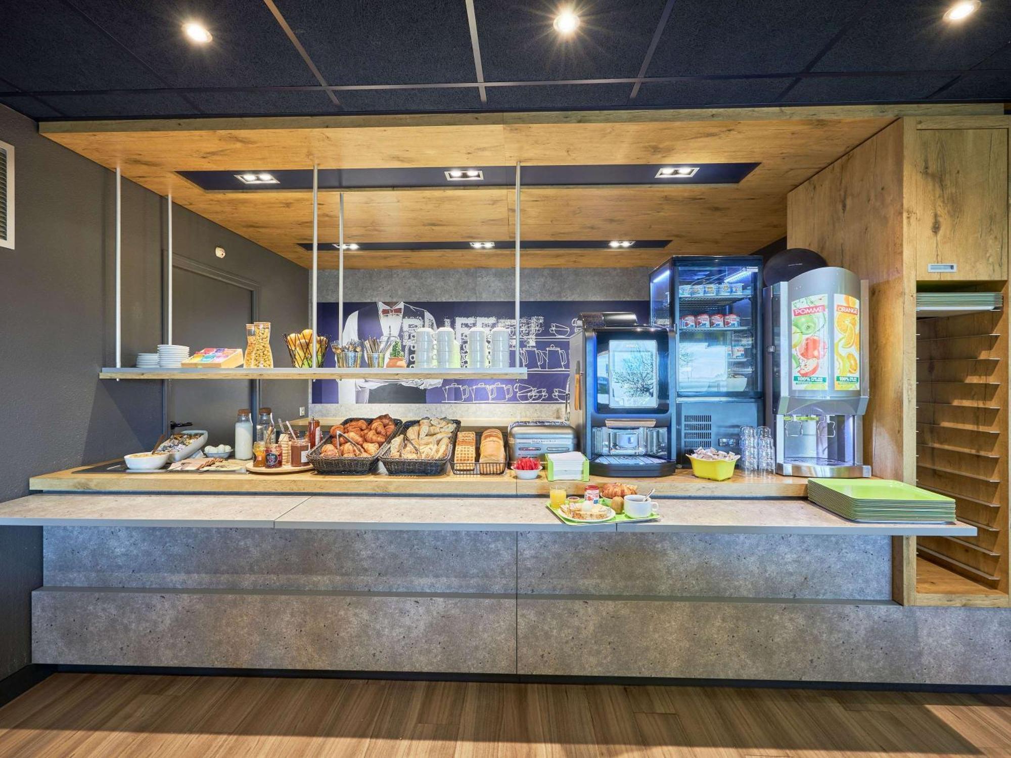 Ibis Budget Lisieux Exterior foto