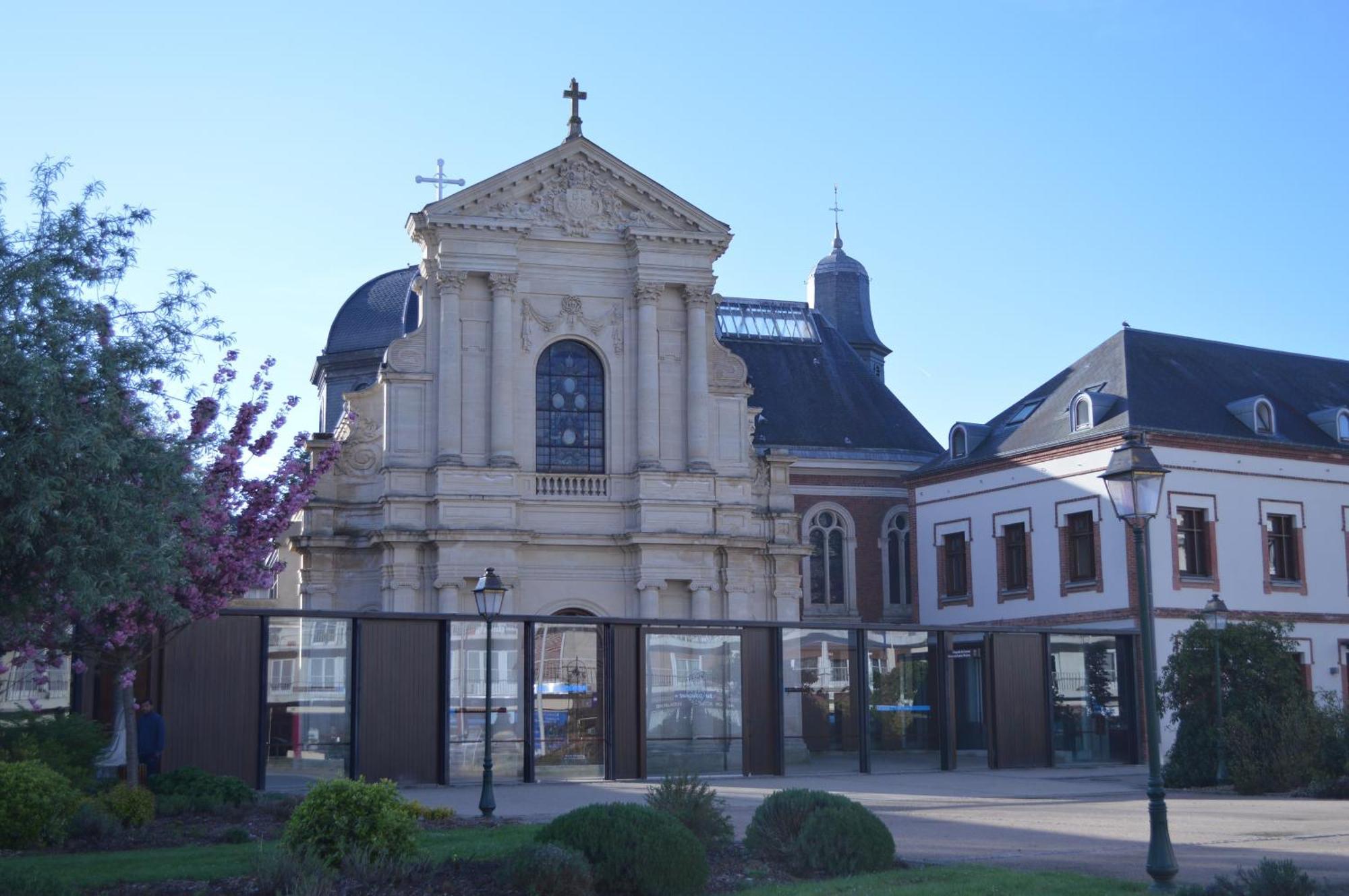 Ibis Budget Lisieux Exterior foto
